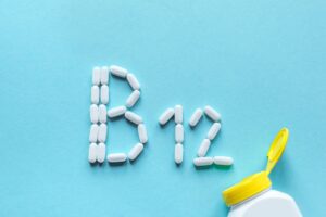 Leia mais sobre o artigo Vitamina B12: veja o que é, benefícios e para que serve 